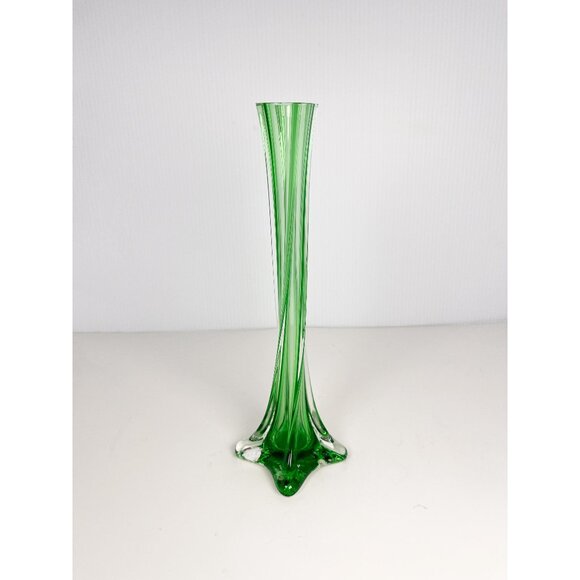 Vintage MCM emerald green art glass bud vase - twisted glass, footed - Picture 1 of 9